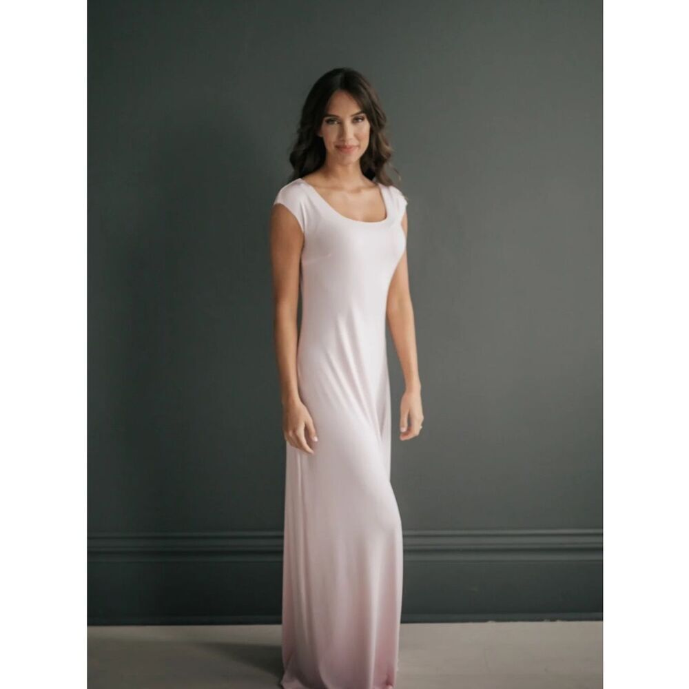 Vintage Gilead Cap Sleeve Long Slip Nightgown - Soft Pink small